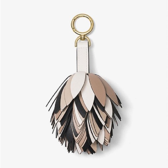 Michael Kors Bag Charm CHOICE - Picture 4 of 14